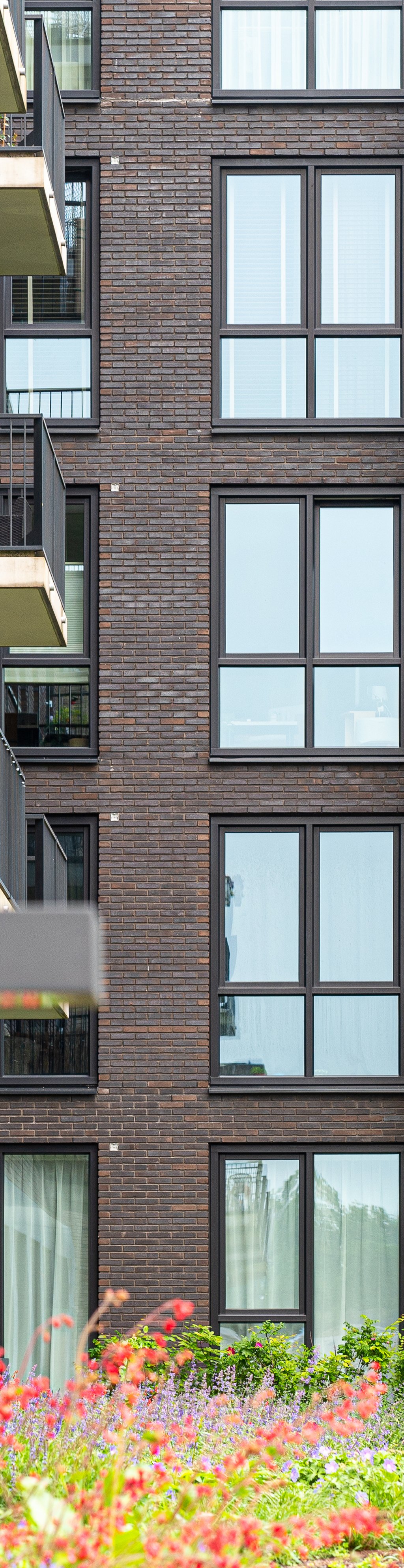 Ons isolatieglas biedt uitstekende isolatiewaarden die zorgen voor geluidsreductie en een comfortabel woonklimaat.