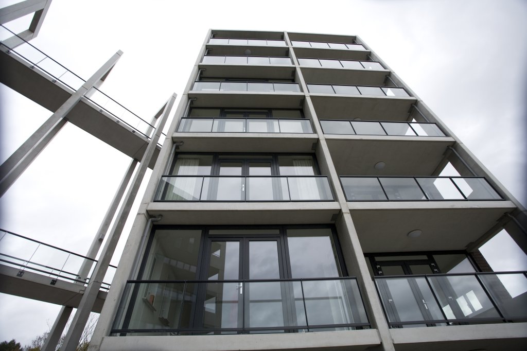Met veiligheidsglas bieden we oplossingen voor de veiligheid en comfort van de ruimtes in je huis.